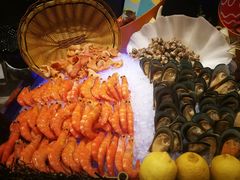 -圣丰索菲特·2 On 988 Café 自助餐厅