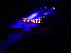 -TZ House音乐现场(茅台店)