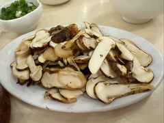 鲜松茸-太婆天府山珍酒楼(亚运村店)