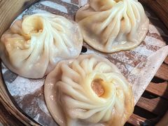 蟹粉小笼-松鹤楼面馆(港汇店)