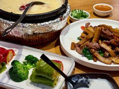 -粤仔湾砂锅粥(广益哥伦布店)