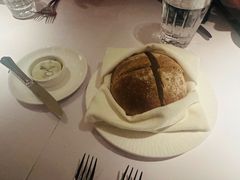 餐前面包黄油-壳里西餐厅Coquille Seafood Bistro(蒙自路店)