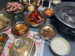 -草家酱蟹炭火烤肉店(珲春南路二店)