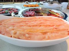 -茅草房·河畔园林火锅