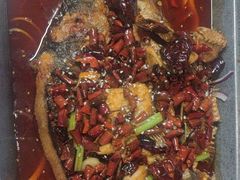 -路边边地标烧烤·川菜·小龙虾·音乐酒馆(良乡长虹店)