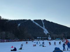 -亚布力新体委滑雪场