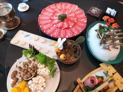 -鼎泰亨·海鲜牛肉餐厅(滨江店)