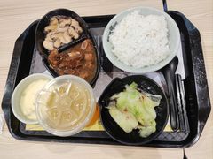 排骨拼鸡腿肉饭-真功夫(北京西站店)