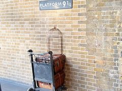 -九又四分之三站台哈利波特商店