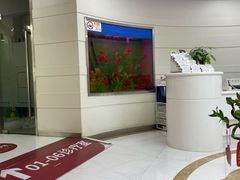-雅悦齿科(顾村公园店)