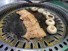 -马路牙子烧烤音乐酒馆(望京店)