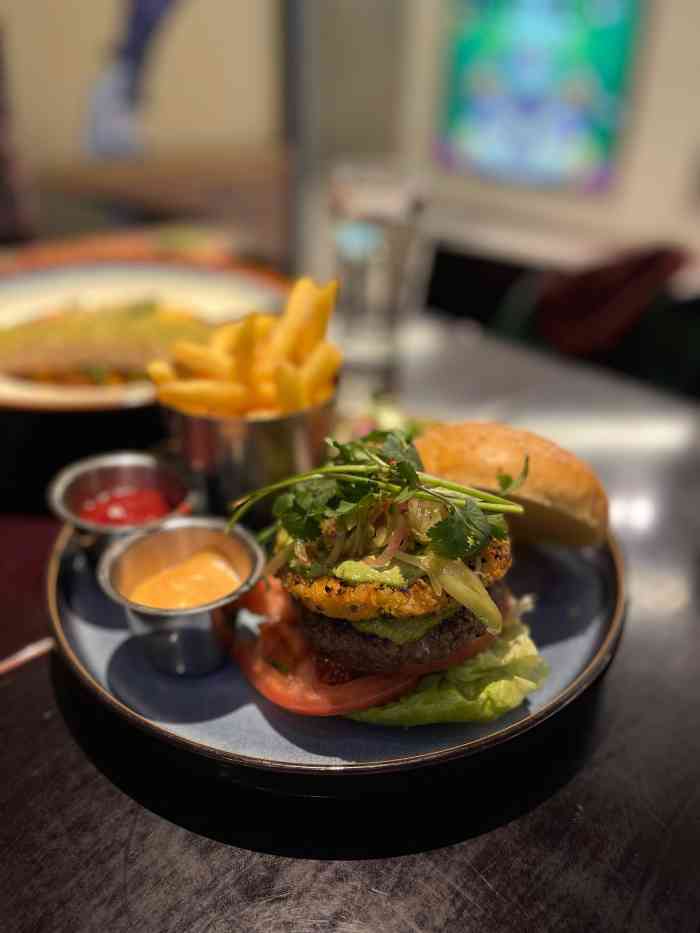 gaga(长宁来福士garden店)-"环境很好,位于长宁来福士广场门口,过去是