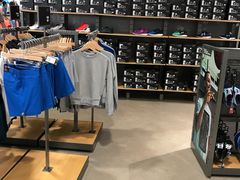 -UNDER ARMOUR(新燕莎奥莱店)