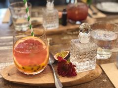 -FLOVIE FLORIST CAFE