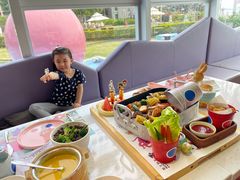 -水桶王国主题餐厅·聚会·生日派对·亲子活动·家庭套餐(亚龙湾希尔顿店)