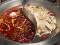 -小龙坎火锅(湖滨银泰in77店)