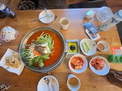 -喇喇排骨火锅·传统韩式脊骨汤(望京西园总店)