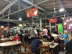 -四川小胡子海鲜(丁村万人海鲜广场店)