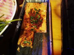 纳西烧豆腐-民食香·腊排骨野生菌美食(木府店)