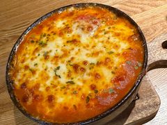 -Dragon Pizza•圆脸龙披萨·牛排餐厅