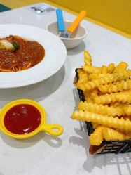 -MELAND CLUB亲子乐园·派对·餐厅(北京芳圆里ID MALL店)