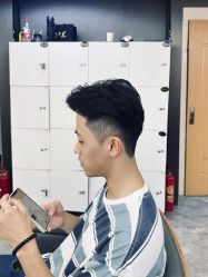 -藤野造型烫发染发