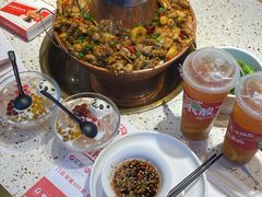 -老佛爷铜炉蛙锅(东门老街店)