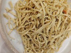 -服务大楼冷面(延大店)