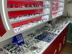 -美空眼镜·星趣控·新乐学·控优点合作店(周浦万达店)