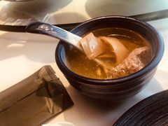 -八府香鸭·啫啫煲(华山路店)