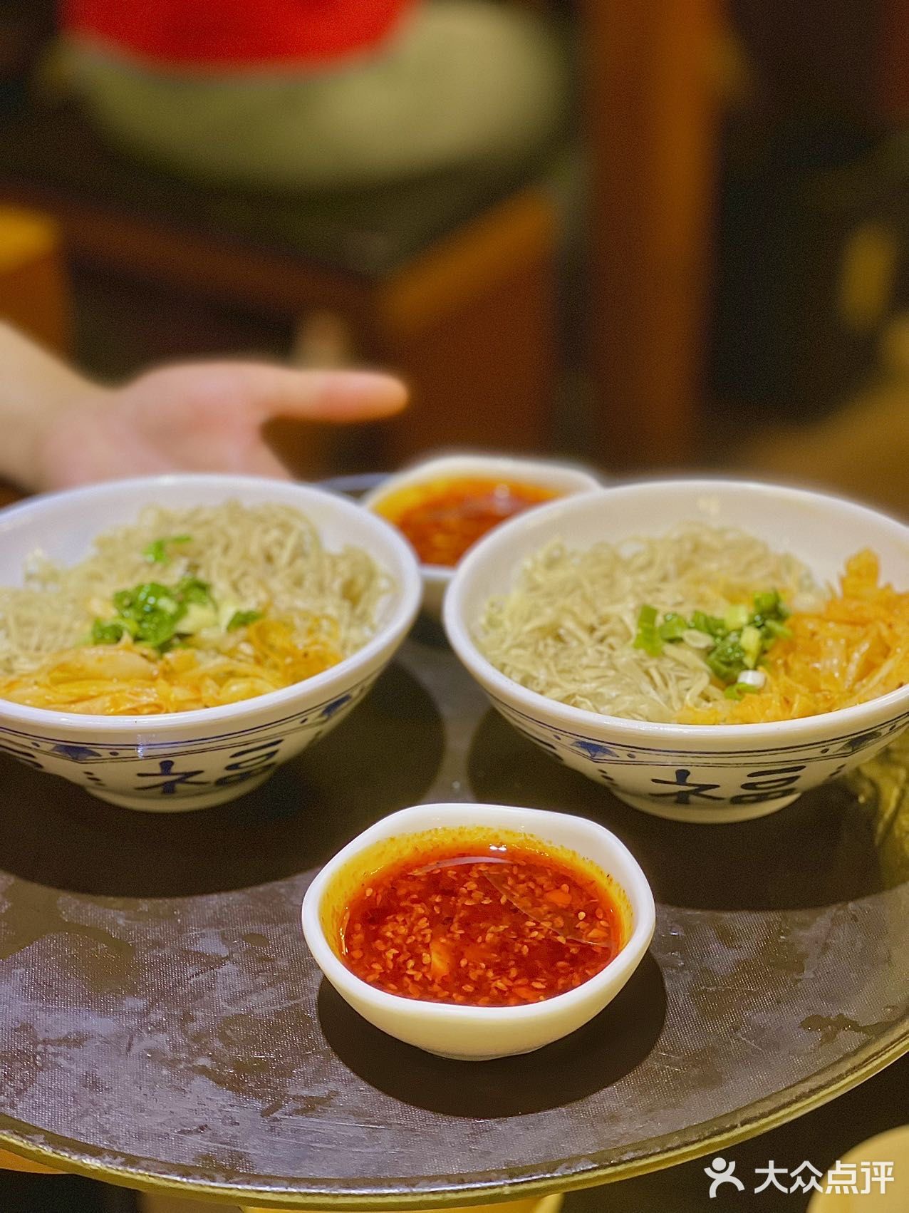 很多明星都来小骆驼吃饭，🌟 福苗小骆驼烧烤🍗