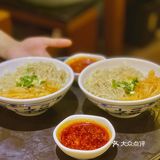 很多明星都来小骆驼吃饭，🌟 福苗小骆驼烧烤🍗