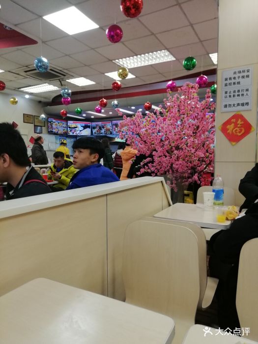开心吧(广场店)-大堂-环境-大堂图片-柳州美食-大众点评网