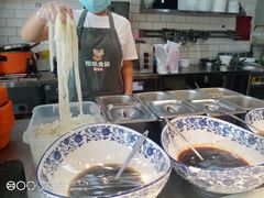 -陕味食族油泼面(工商大学店)