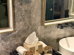 -榛悦隆堡成都酒店(春熙路太古里店)