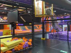 -Tenker Club弹刻极限主题公园 · 蹦床 · 团建 · 生日派对(大关店)