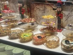 餐具摆设-四海一家自助餐(益田假日广场店)