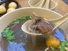 -佬钱湾仔(衣裳街店)