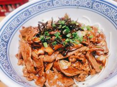 蛤蜊猪肝面-沪西老弄堂面馆(定西路店)