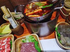 -独食火锅·半米屋台(直营总店)