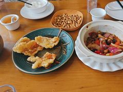 -鹤乡东北菜(崮山路店)