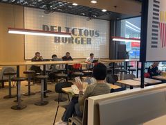 -麦当劳(宁波火车高铁站店)