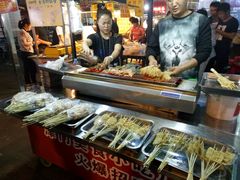 -新五爱道夜市