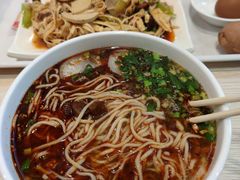 -牛壹品牛肉拉面(东风路店)
