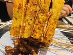 -记忆串城·东北烧烤·小龙虾·大型团建(南油店)