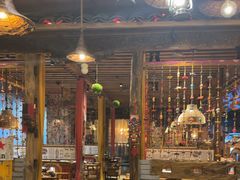 -老牌坊云南鱼豆花火锅(爱建店)