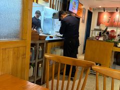 -呷佬·长沙手工米粉(金沙江路店)