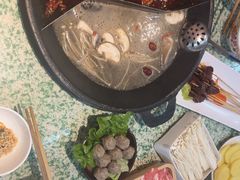 -肖婷姐大铁锅重庆火锅(南湖店)