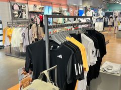 -adidas(正佳广场店)