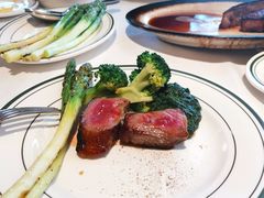 -Wolfgang’s Steakhouse 沃夫冈牛排馆(上海白玉兰广场店)